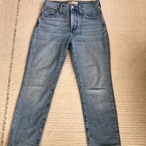 Madewell perfect vintage jean size 23p